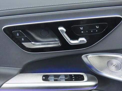 New 2025 Mercedes-Benz CLE 300 4MATIC Cabriolet image 32