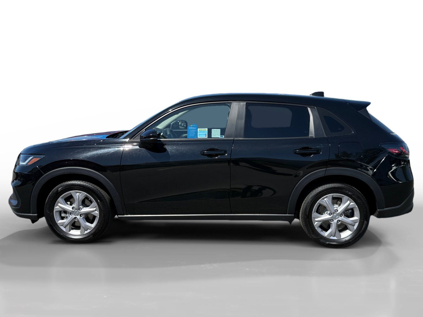 Certified 2025 Honda HR-V LX image 2