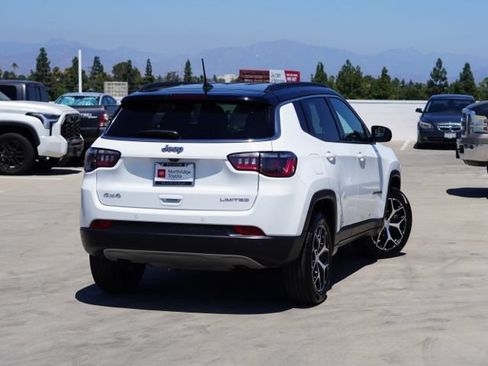 Used 2024 Jeep Compass Limited AWD/4WD image 8