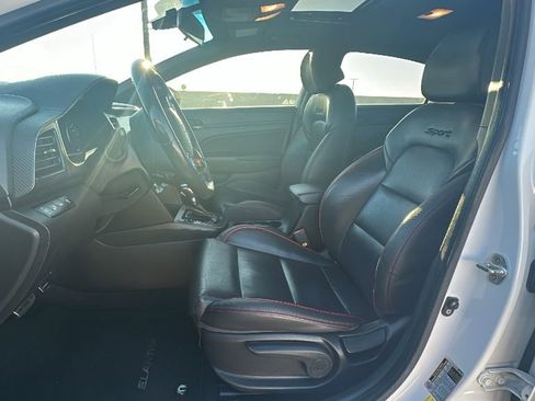 Used 2019 Hyundai Elantra Sport w/ Cargo Package image 4