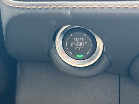 New 2026 Chevrolet Suburban High Country image 22