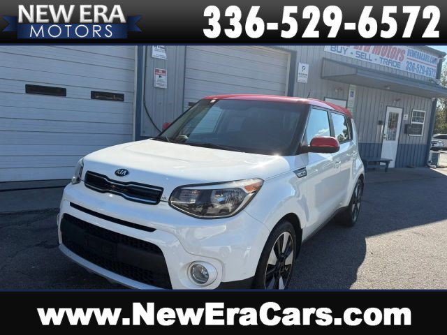 Used 2017 Kia Soul + w/ Designer's Package FWD image 1