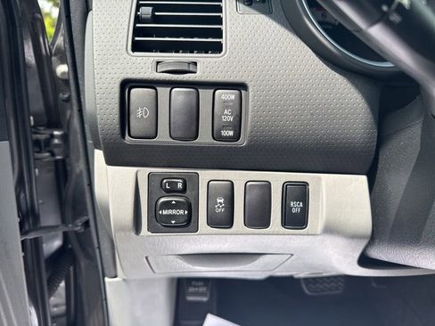 Used 2015 Toyota Tacoma 4x4 Double Cab w/ TRD Sport Package image 38