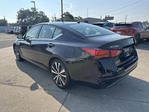 Used 2022 Nissan Altima 2.5 SR image 4