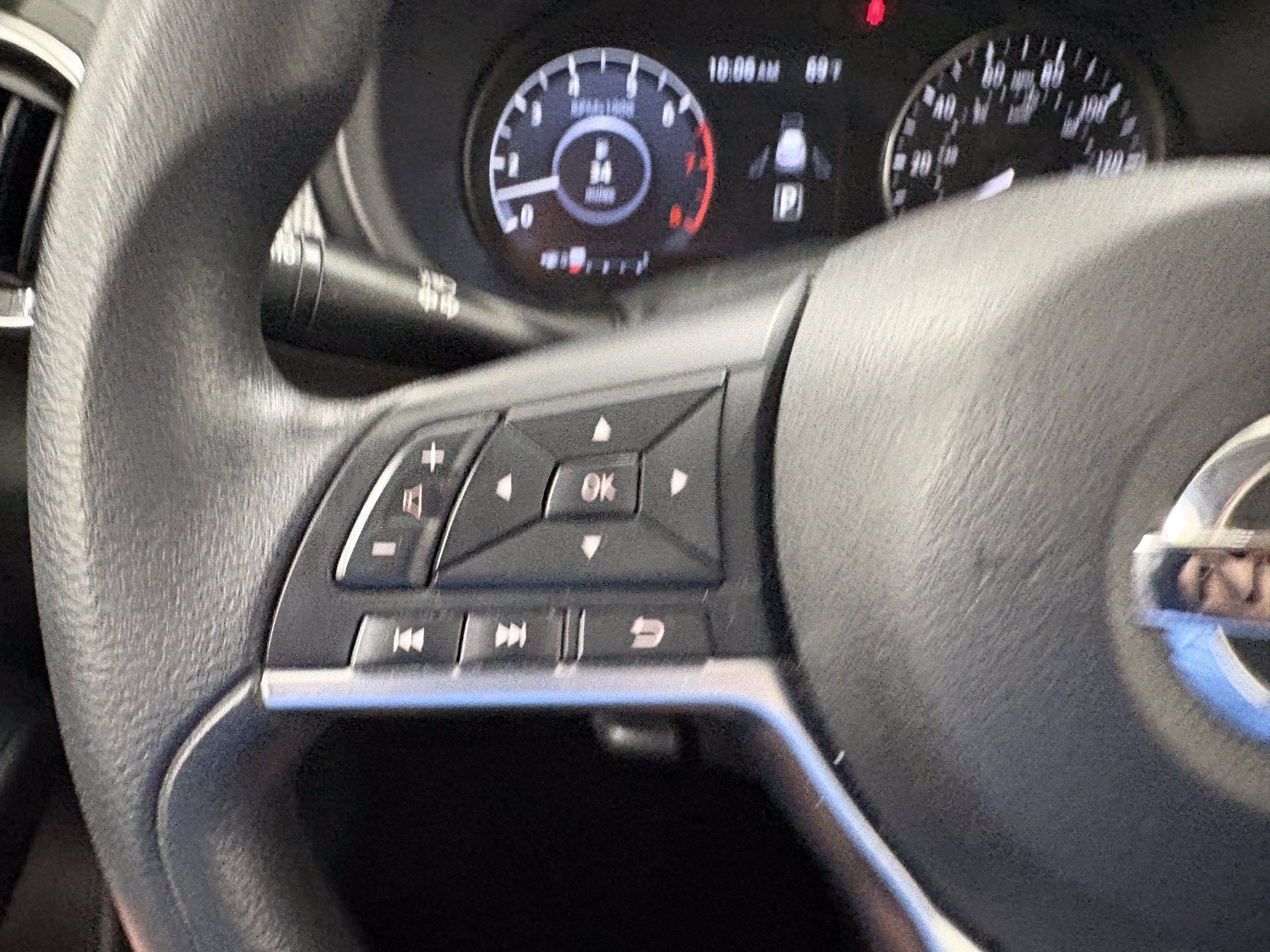 Used 2021 Nissan Kicks SV FWD image 28