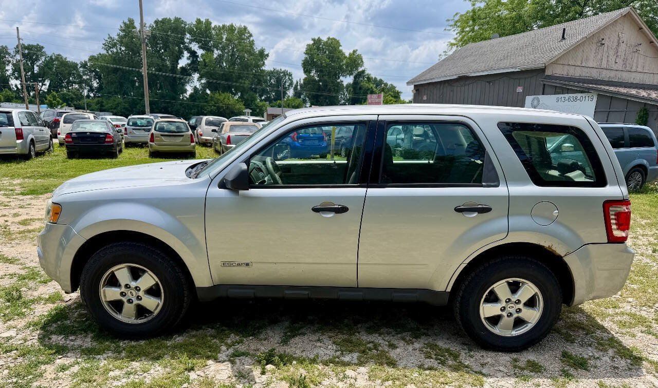 Used 2008 Ford Escape XLS FWD image 1