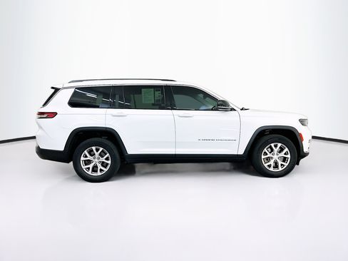 Used 2022 Jeep Grand Cherokee L Limited AWD/4WD image 10