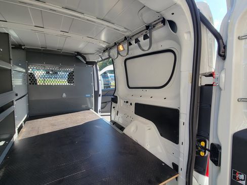 Used 2021 RAM ProMaster City Tradesman SLT image 34