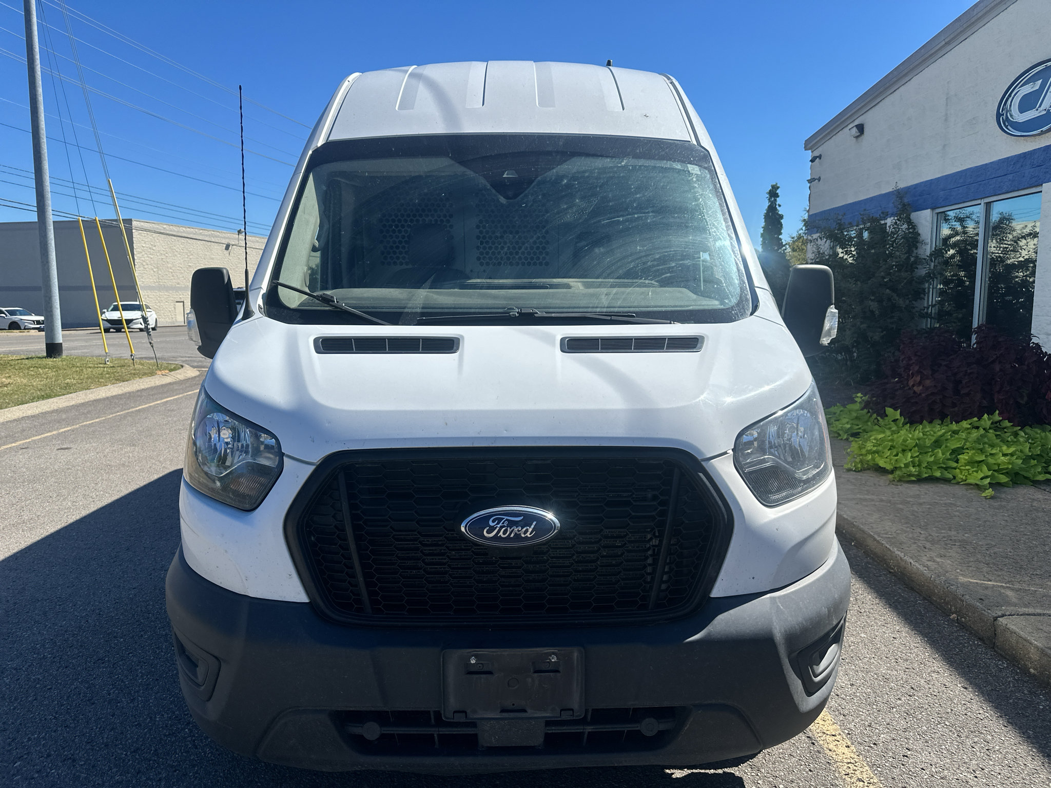 Used 2021 Ford Transit 250 148 High Roof RWD image 9
