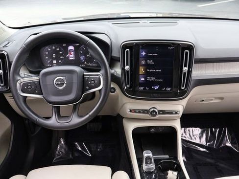 Used 2020 Volvo XC40 T5 Inscription w/ Protection Package Premier AWD/4WD image 13