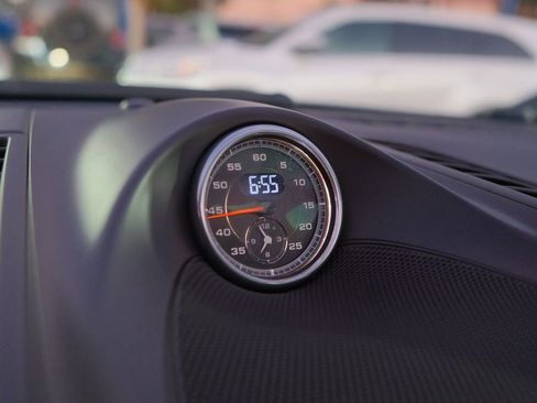 Used 2014 Porsche Cayenne GTS image 20