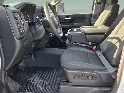 New 2026 Chevrolet Silverado 2500 Custom w/ Custom Value Package AWD/4WD image 9