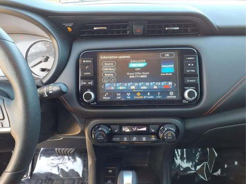 Used 2023 Nissan Kicks SR w/ SR Premium Package image 19