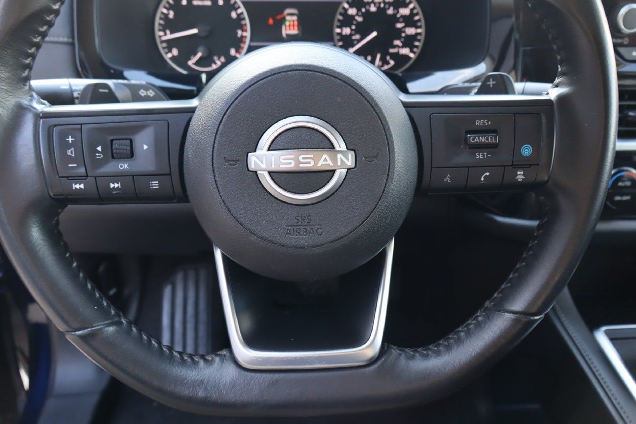 Used 2024 Nissan Pathfinder SV FWD image 12