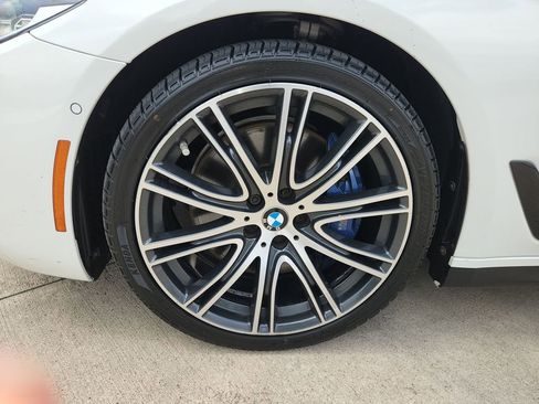 Used 2018 BMW 540i image 32