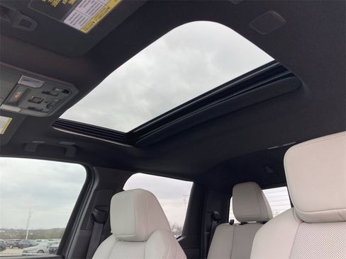 Certified 2025 Toyota Tacoma Limited image 16