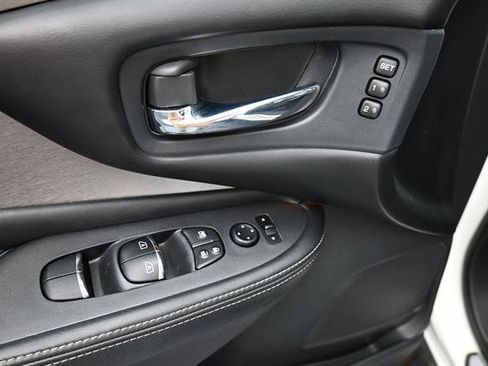 Used 2019 Nissan Murano SL FWD image 6