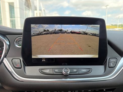 Used 2024 Chevrolet Blazer LT w/ LPO, Floor Liner Package FWD image 19