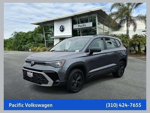 Used 2026 Volkswagen Taos S FWD image 1