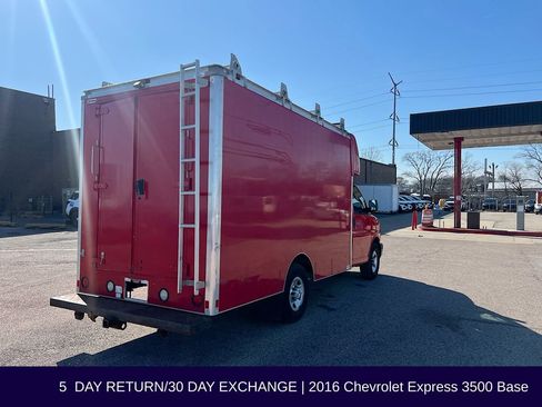 Used 2016 Chevrolet Express 3500 RWD image 8