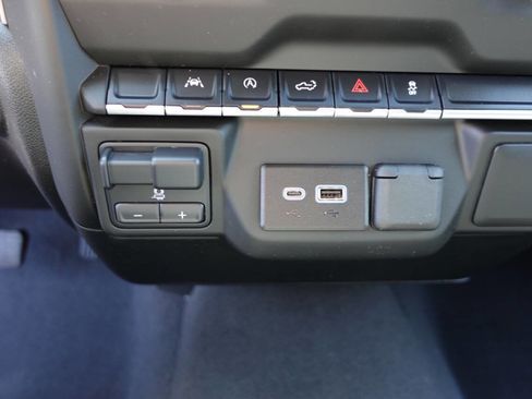 Used 2023 GMC Sierra 1500 Pro w/ Graphite Edition AWD/4WD image 48