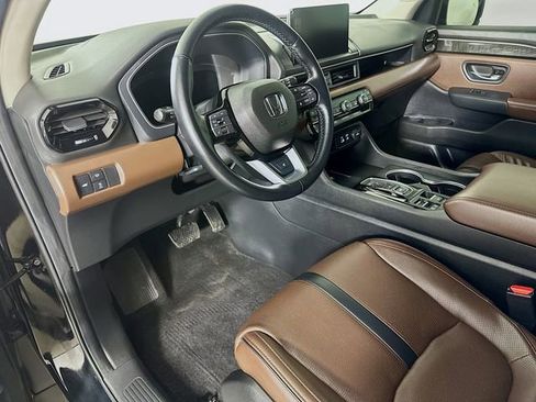 Certified 2025 Honda Pilot Elite image 23