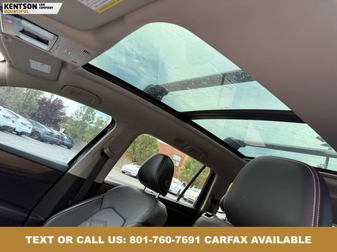 Used 2024 Volkswagen Atlas SE AWD/4WD image 28