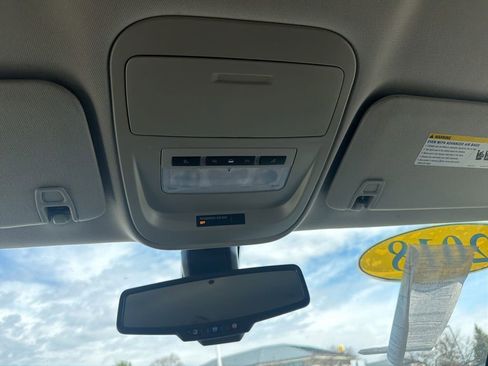 Used 2018 Chevrolet Colorado Z71 image 30