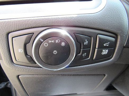 Used 2024 Ford Edge SEL w/ Convenience Package AWD/4WD image 11