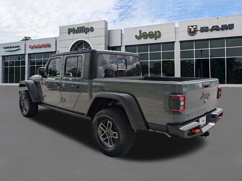 Used 2025 Jeep Gladiator Mojave image 5
