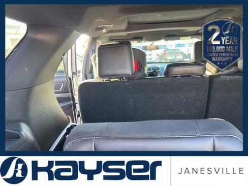 Used 2018 Ford Explorer XLT w/ Equipment Group 202A image 25