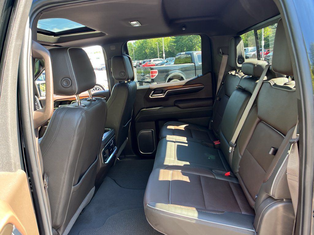 Used 2024 GMC Sierra 1500 Denali w/ Denali Reserve Package AWD/4WD image 22