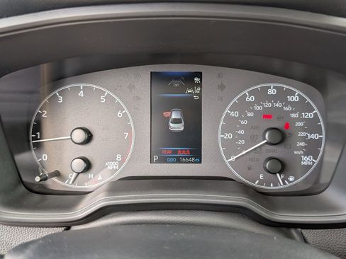 Used 2025 Toyota Corolla LE image 19