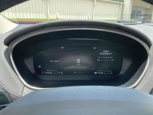 Used 2020 Lincoln Nautilus Reserve w/ Equipment Group 201A FWD image 30