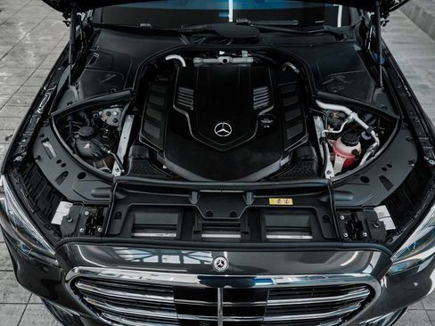 Used 2022 Mercedes-Benz S 580 S 580 image 40