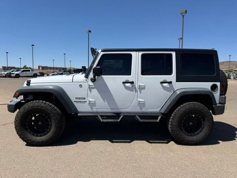 Used 2015 Jeep Wrangler Unlimited Sport w/ Quick Order Package 24S AWD/4WD image 13