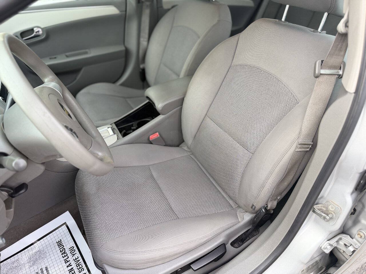 Used 2012 Chevrolet Malibu LS FWD image 9