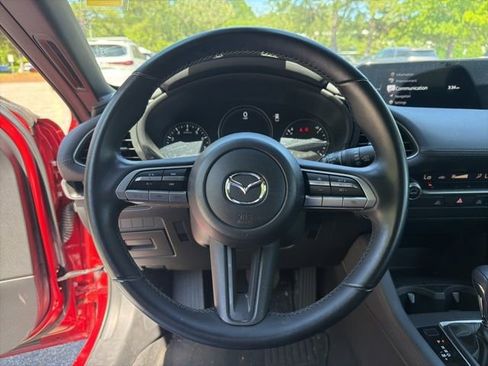 Used 2023 MAZDA MAZDA3 s FWD image 13