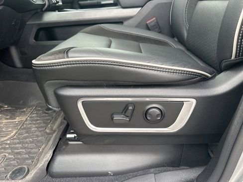 Used 2025 RAM 1500 Laramie w/ Trailer Tow Group image 36