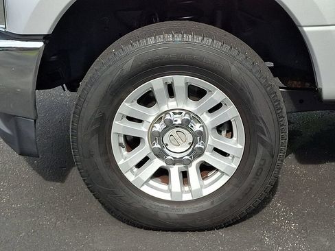 Used 2017 Ford F250 XLT AWD/4WD image 8