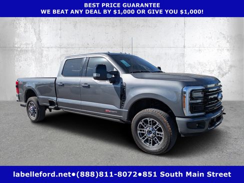 Certified 2025 Ford F250 Platinum image 1