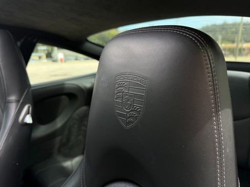 Used 2006 Porsche 911 Carrera S RWD image 13
