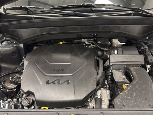 Used 2025 Kia Telluride S AWD/4WD image 27
