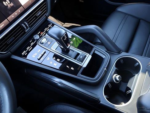 Used 2023 Porsche Cayenne GTS image 25