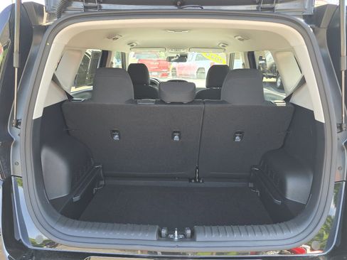 Used 2025 Kia Soul LX w/ LX Technology Package FWD image 23