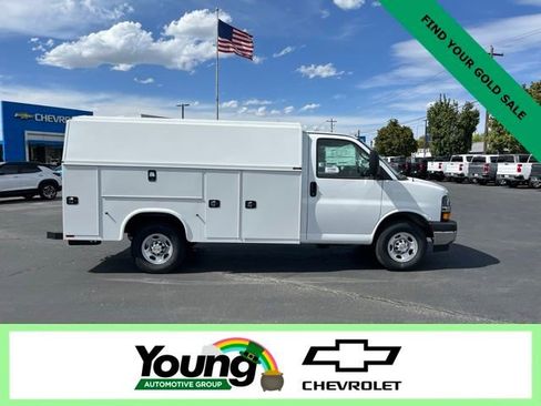 New 2025 Chevrolet Express 3500 Work Van w/ Power Convenience Package image 8