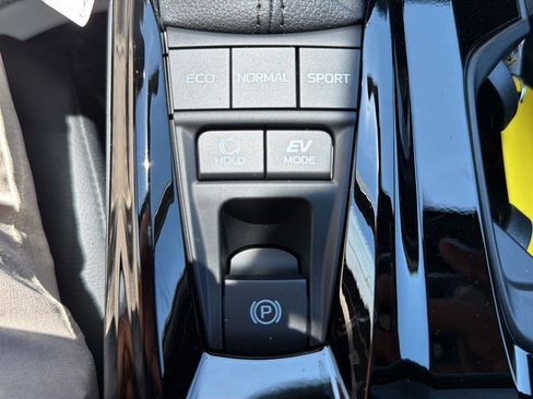 New 2026 Toyota Camry XSE FWD image 18