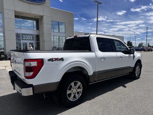 Used 2022 Ford F150 Lariat w/ Equipment Group 502A High AWD/4WD image 4