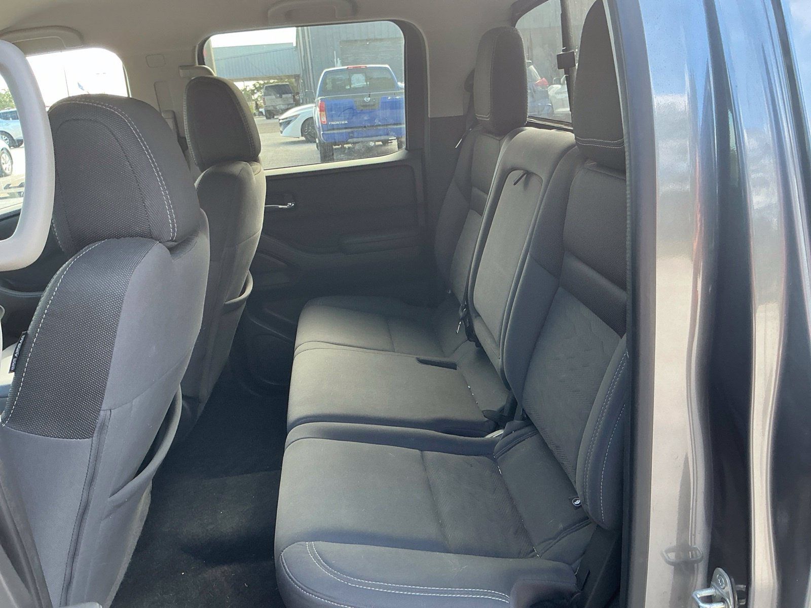 Certified 2022 Nissan Frontier SV AWD/4WD image 15