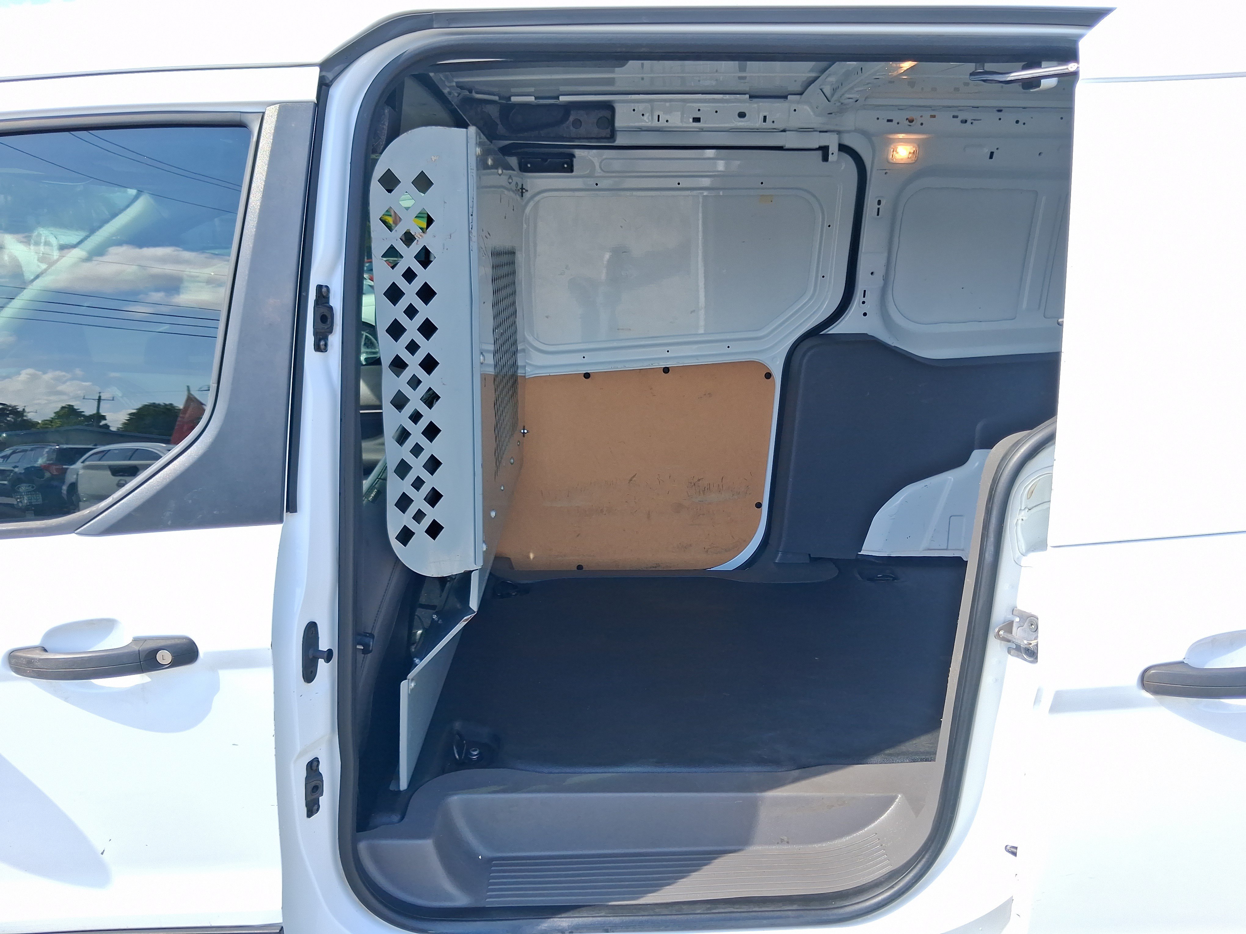 Used 2020 Ford Transit Connect XL FWD image 20